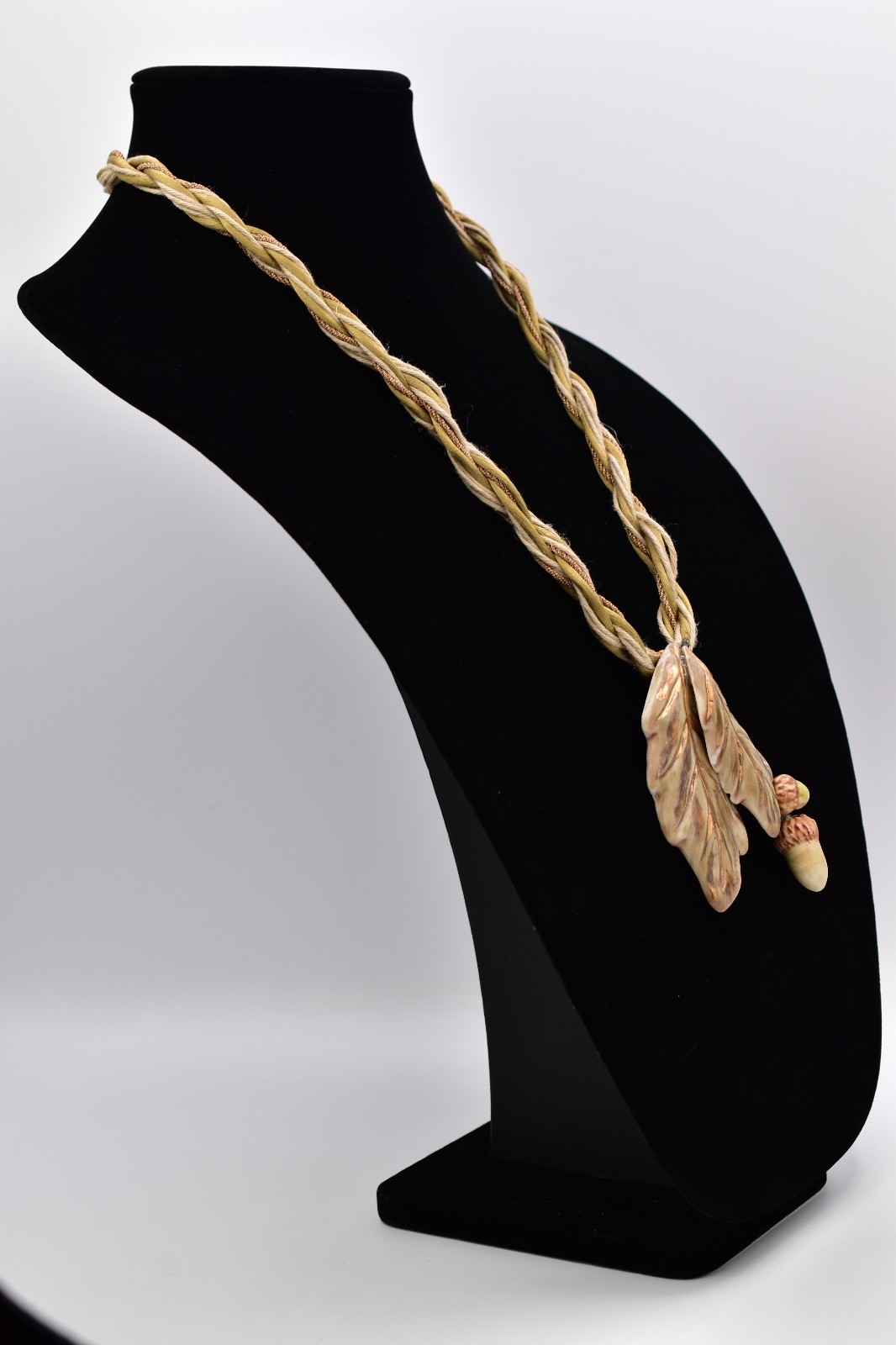 Vintage Ceramic Leaf Acorn Statement Necklace Pen… - image 5