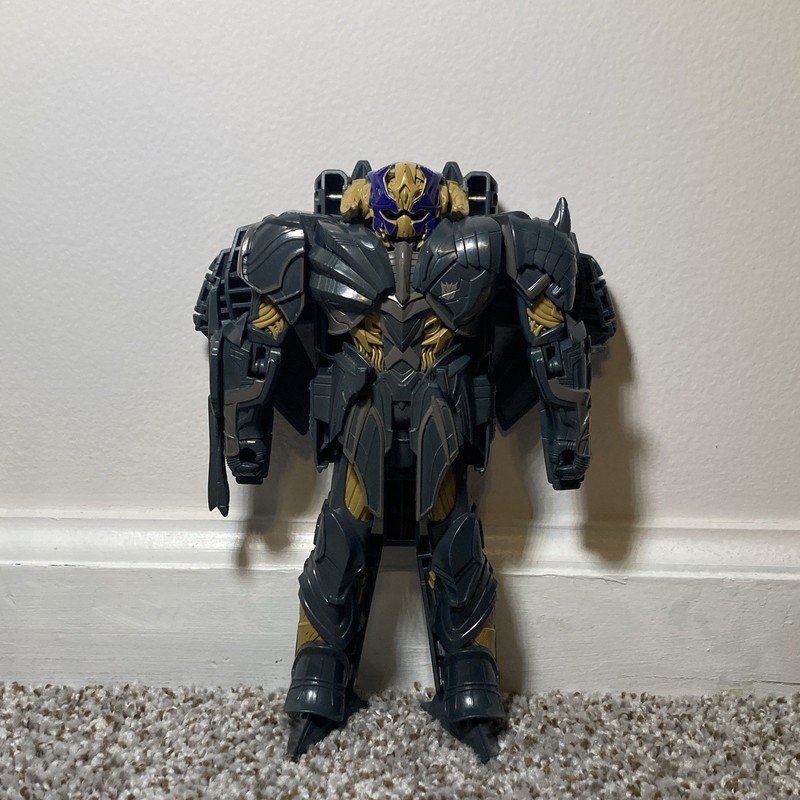 Hasbro Transformers The Last Knight Megatron  flip-mask  Transforming Figure
