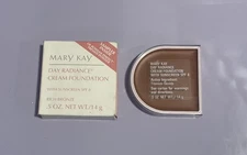 Mary Kay Day Radiance Cream Foundation RICH BRONZE .5 oz NIB Discontinued 