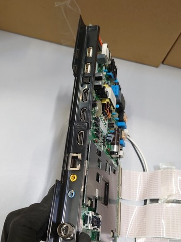Samsung Mainboard BN96-46783A - Used, Working, No Accessories - Photo 8/15