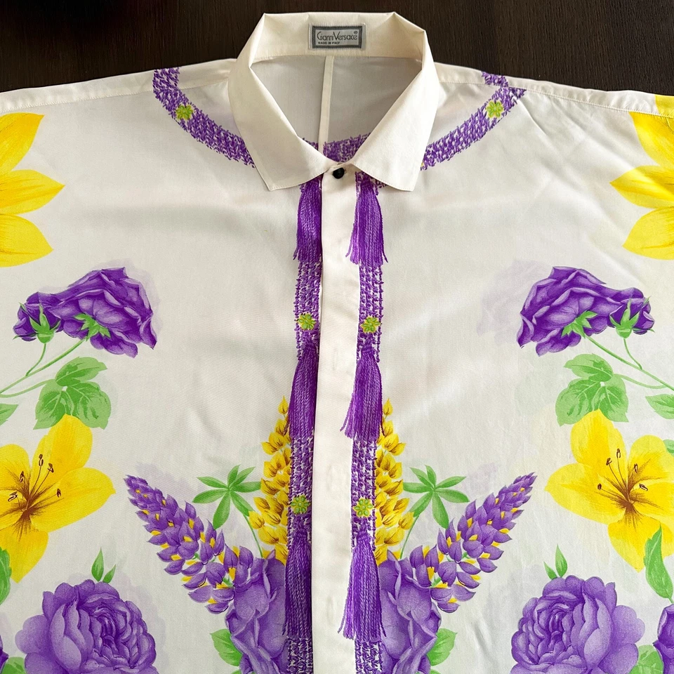 GIANNI VERSACE ivory silk shirt Tassel Fringe & Floral print size 3XL from 1990 - Image 2 of 4