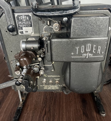 Sears Tower 16mm Sound Movie Film Projector Model 803-8401-2 1940's No Light - Picture 3 of 21