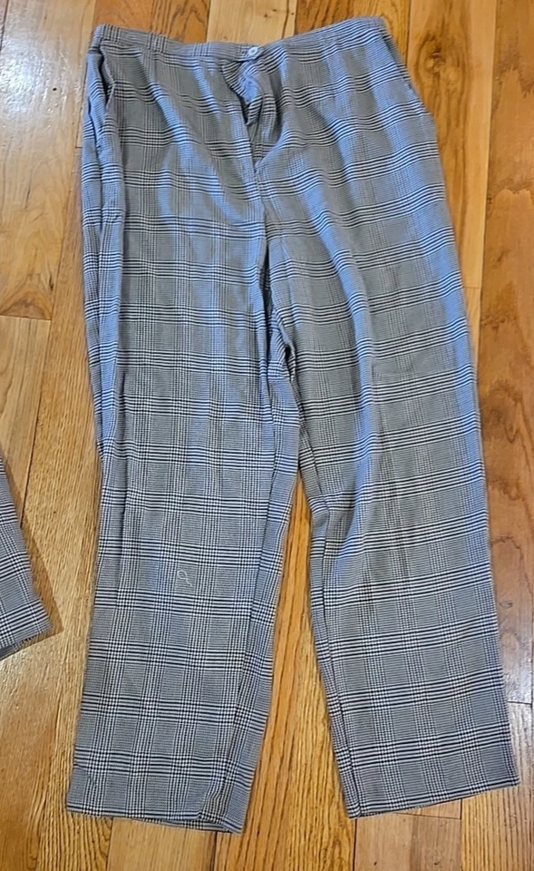 ¡¡NUEVO CON ETIQUETAS!! Conjunto de 2 piezas de traje forrado chaqueta y pantalón a cuadros Koret para mujer talla 18” Foto 3 de 4