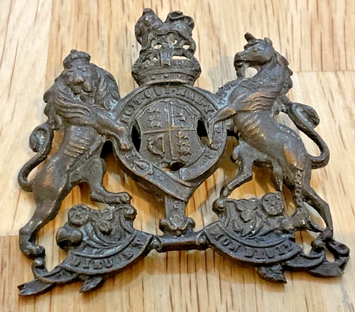 ORIGINAL WW1 / WW2 BRITISH ARMY GENERAL STAFF CAP BADGE