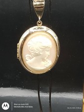 Large Gold Toned Cameo Locket Depicting A Victorian Lady In Profile Pendant Neck