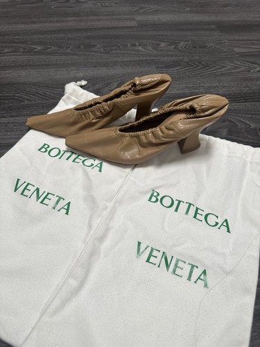 BOTTEGA VENETA Crushed Nappa Almond Pumps size 38 with dust bags