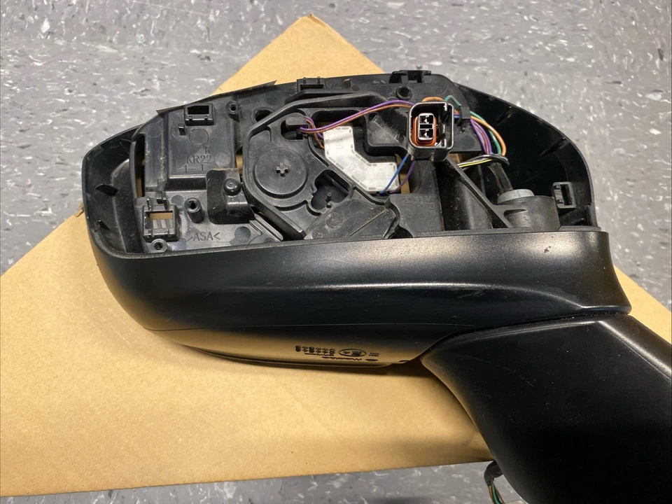 Espejo retrovisor delantero derecho Mazda CX-5 2013-2016 OEM KR25-69-121A Foto 2 de 4