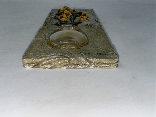Vintage Flowers in Vases 3D Resin Wall Art Plaques Signed Cheri Blum Lot Of 2 - Picture 8 of 14