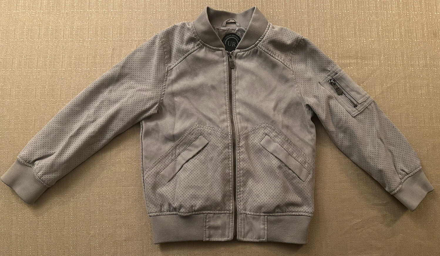 Picture 1 of 7