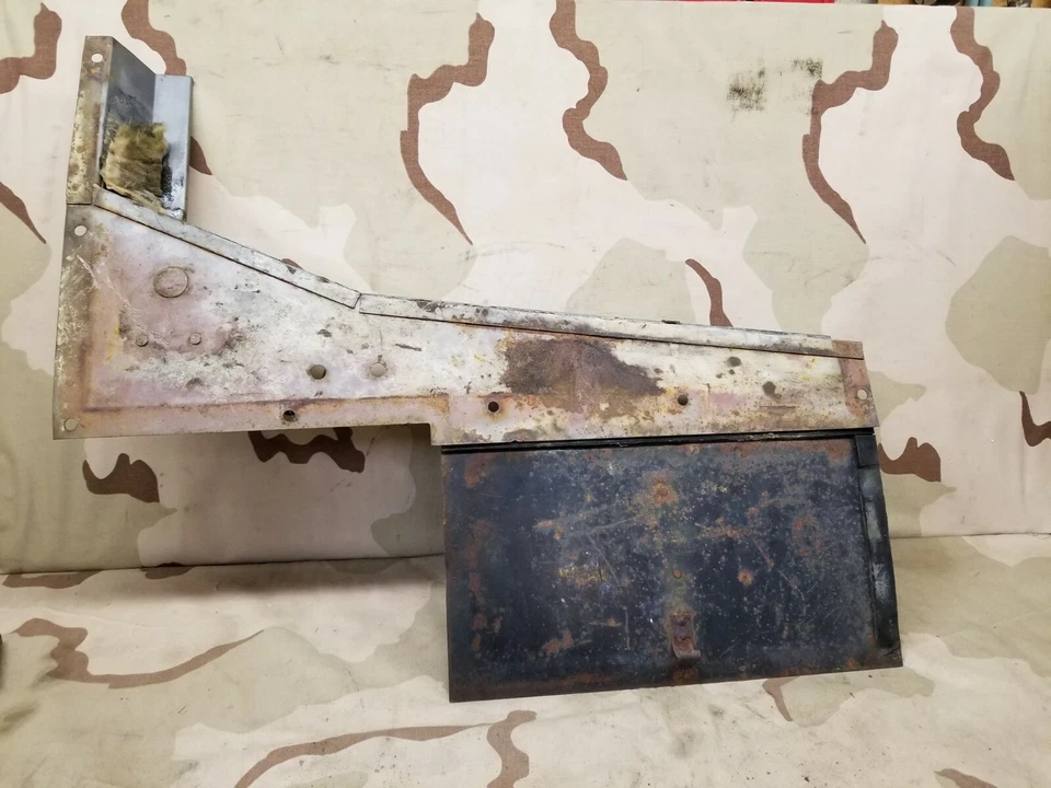 Jeep FC-150 FC-170 1956-1975 panel de cubierta lateral del motor del lado del pasajero Foto 4 de 4