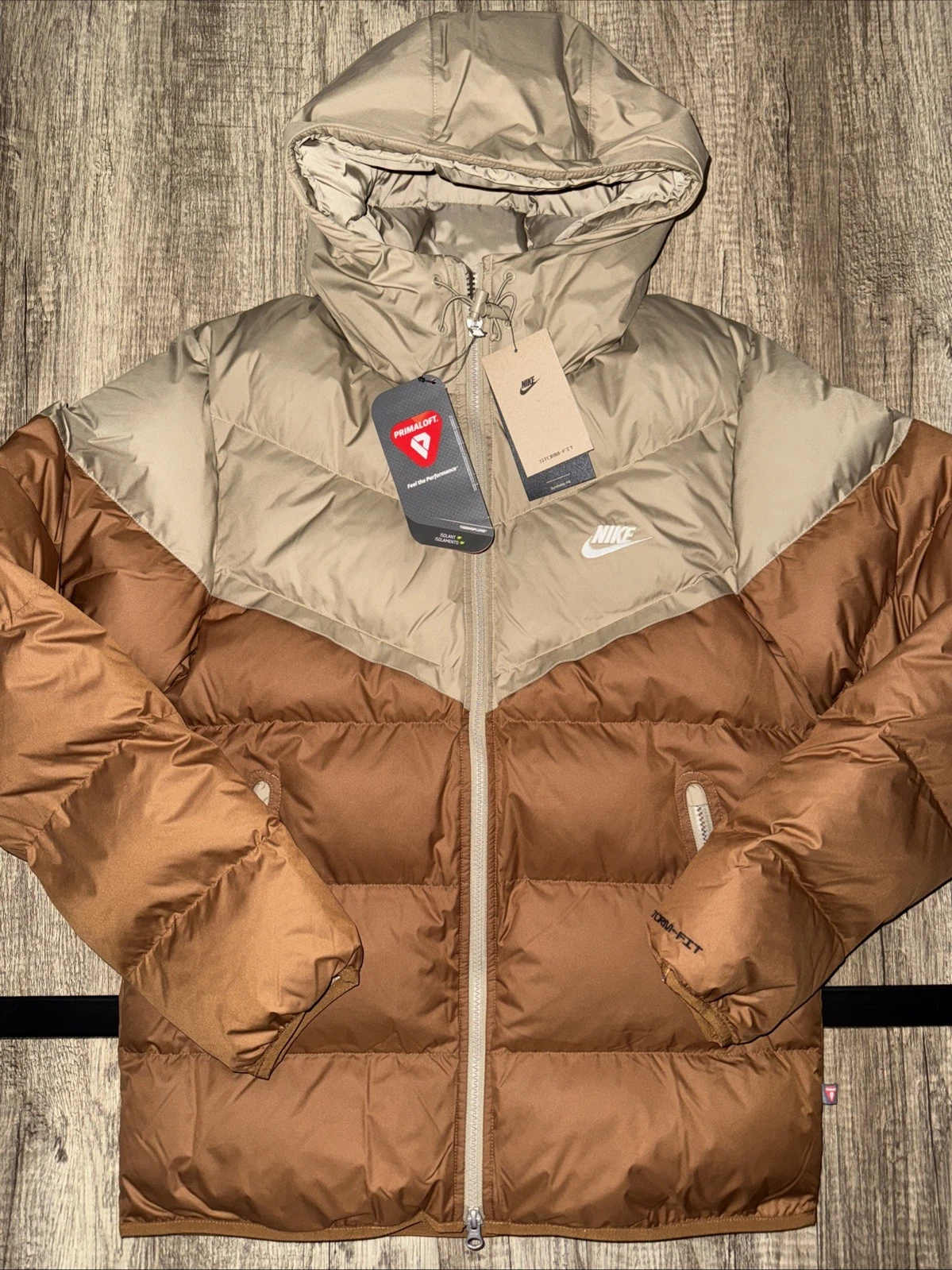 Nike Storm-Fit Water Resistant PL Filled Hooded Jacket Mens Small FB8185-248 NWT