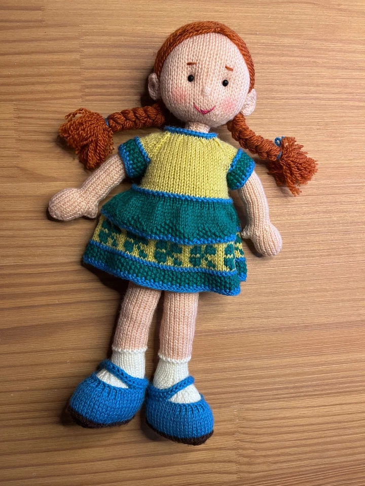 Strickpuppe handgestrickt Puppe Handarbeit gestrickt Spielpuppe Dekopuppe - Bild 2 von 4