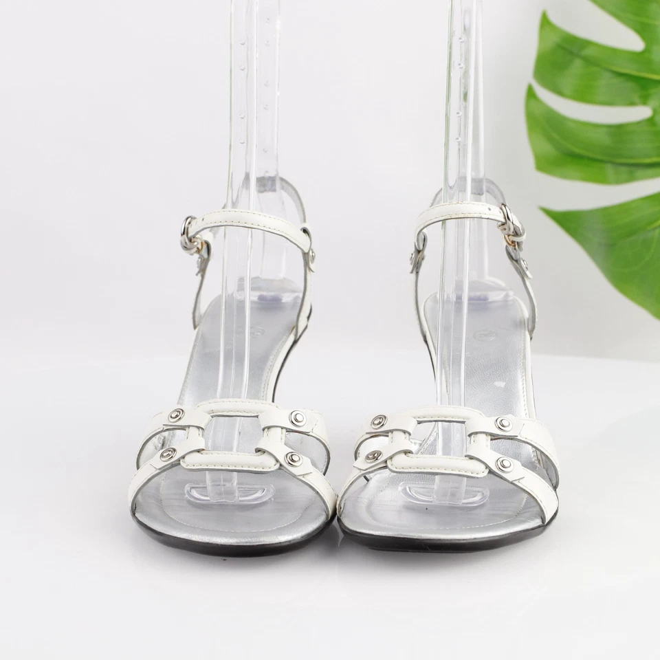 Cole Haan 女式凉鞋 9.5 码白色漆皮踝带堆叠鞋跟正装鞋 — 第 2/4 张图片