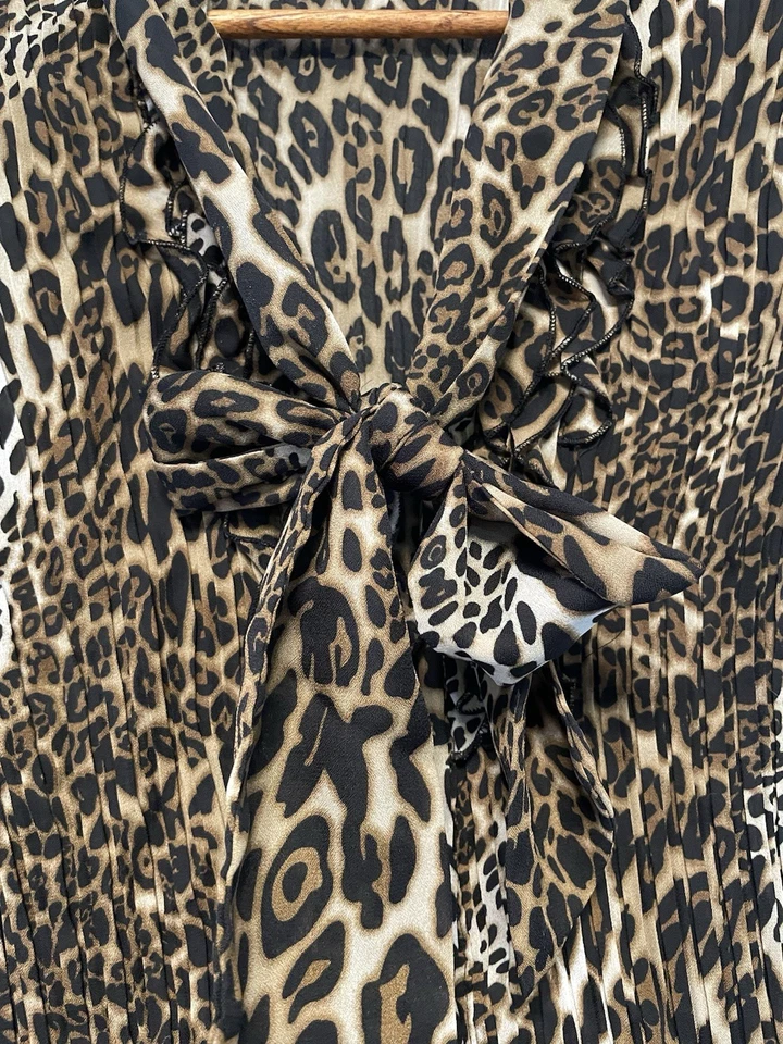 Sunny Leigh Blouse Top Womens Large Bow Ruching Stretchy Animal Print Leopard - Image 4 of 4