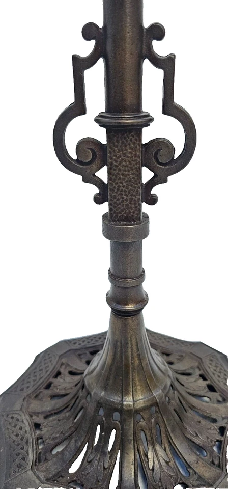 Mesa de bebidas Art Deco con motivo de renacimiento egipcio / soporte para fumar mármol negro años 20 Foto 4 de 4