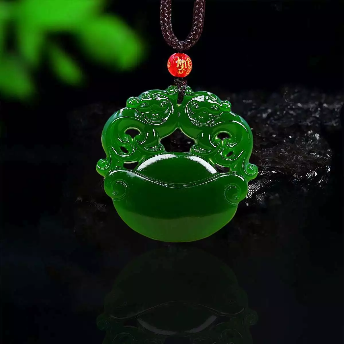 Jade dragon pendant sale necklace