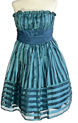 Betsey Johnson  New York Strapless Blue  Flare Rock A Bye  Dress Size Zero
