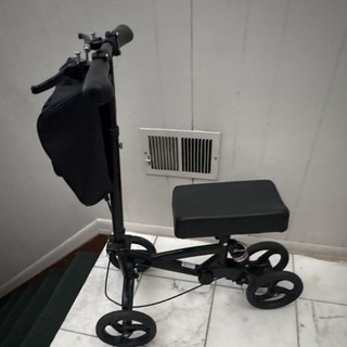 Steerable Knee Walker Deluxe Medical Scooter For Foot Injuries