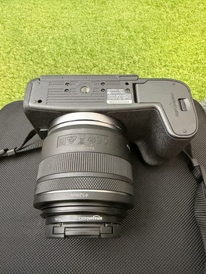 Canon EOS RP Mirrorless Camera + RF 35mm f/1.8 Macro IS STM Lens