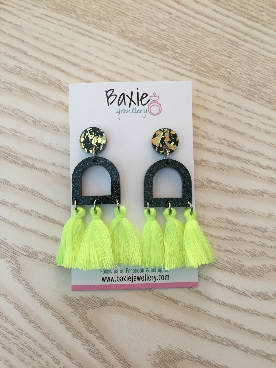 Black tops deals earrings