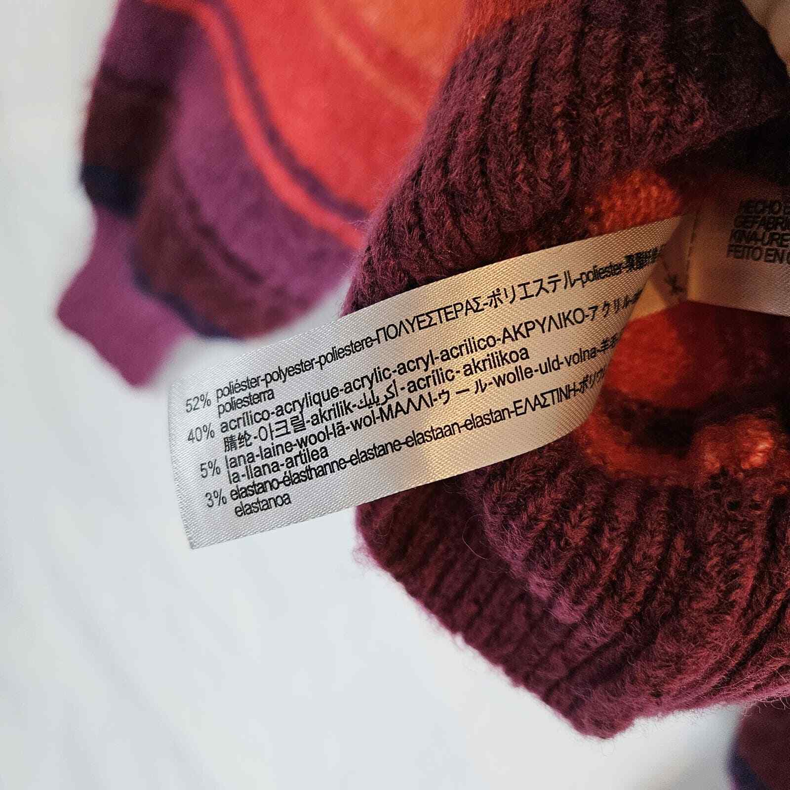 Zara Rainbow Puffy Sleeved sweater crop, size M - image 4
