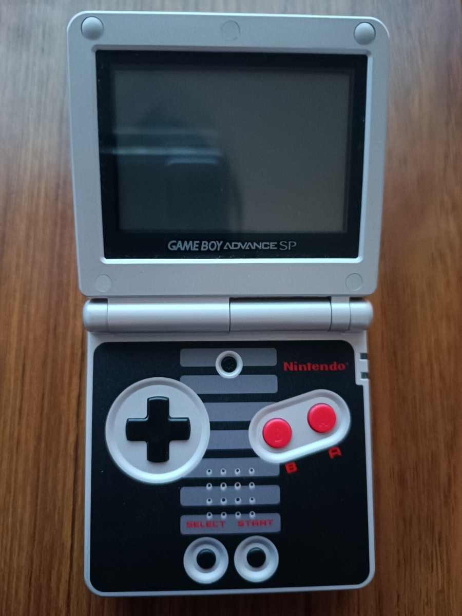 gameboy advance sp nes edition with box