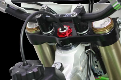 Tuerca de vástago de dirección Zeta & perno - azul motocicleta ATV/UTV bicicleta de calle Foto 2 de 4