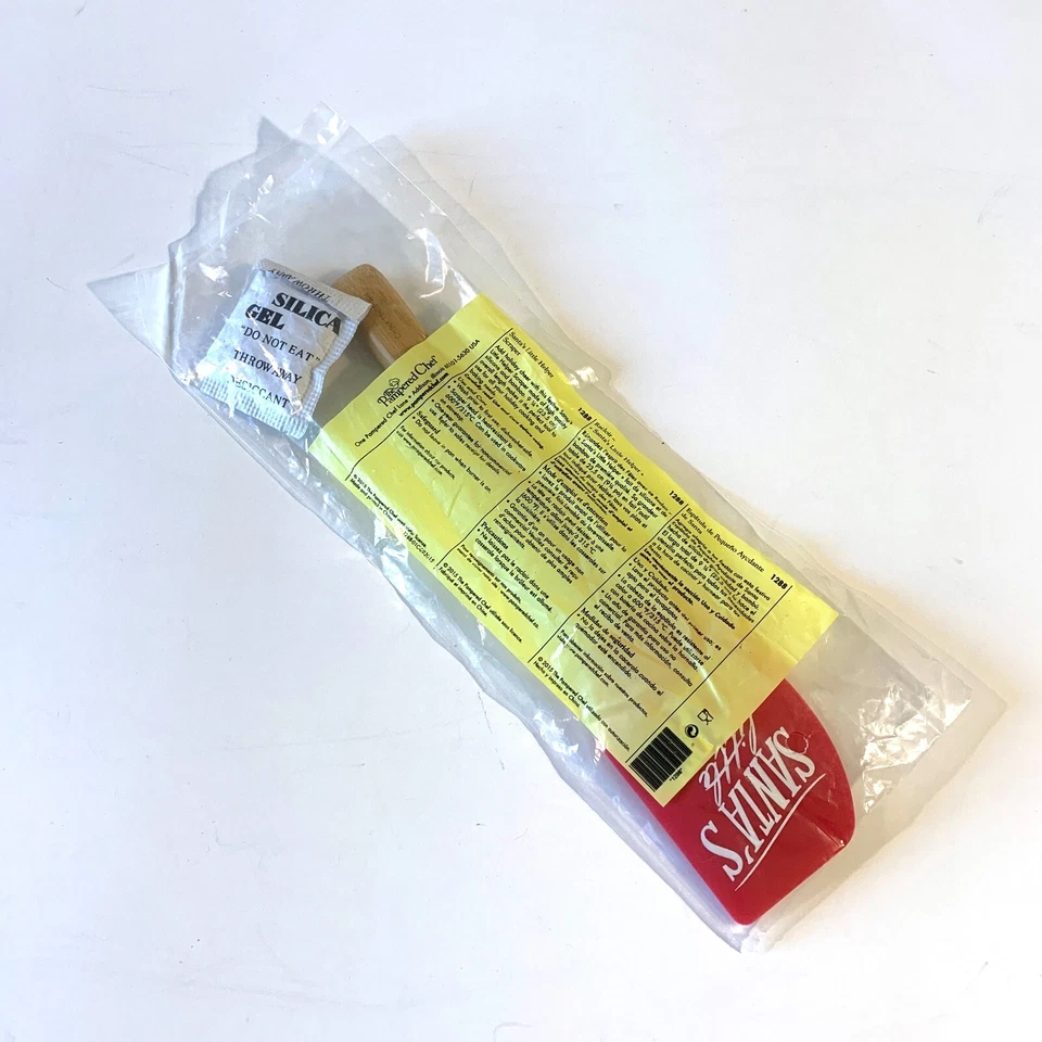 Pampered Chef 1288 Santa's Little Helper Red Silicone Scraper Christmas Bamboo - Image 4 of 4