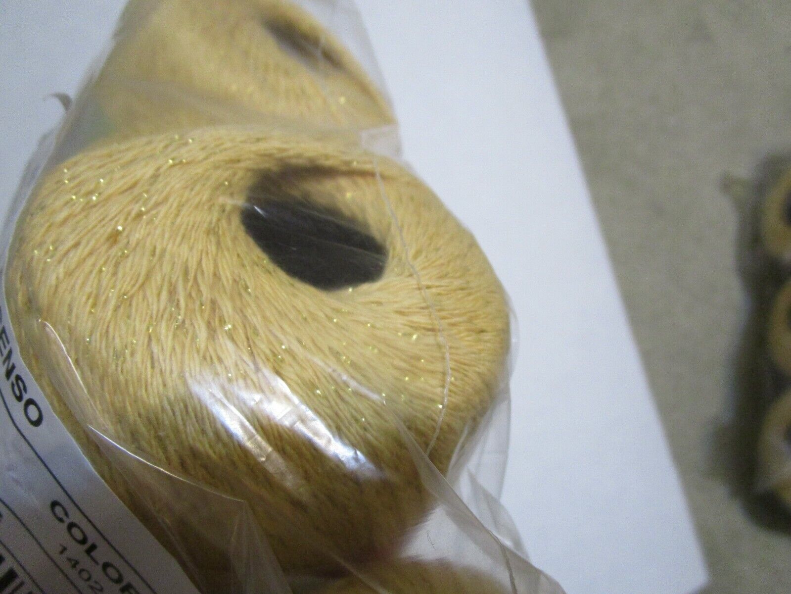 DMC Senso Crochet Quick Finish Yarn 1402 Yellow Gold Lot 153872 Metallic 3  Balls