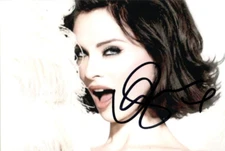 MUSIC/DANCING: SOPHIE ELLIS-BEXTER SIGNED 6x4 PORTRAIT PHOTO+COA