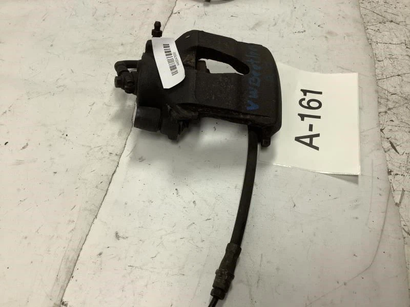 Volkswagen Beetle 2004 convertible 2,0 L pinza de freno delantera derecha F96 98-11 Golf Foto 3 de 4