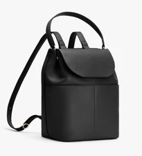 Cuyana Women’s Leather Backpack 13-inc - Black