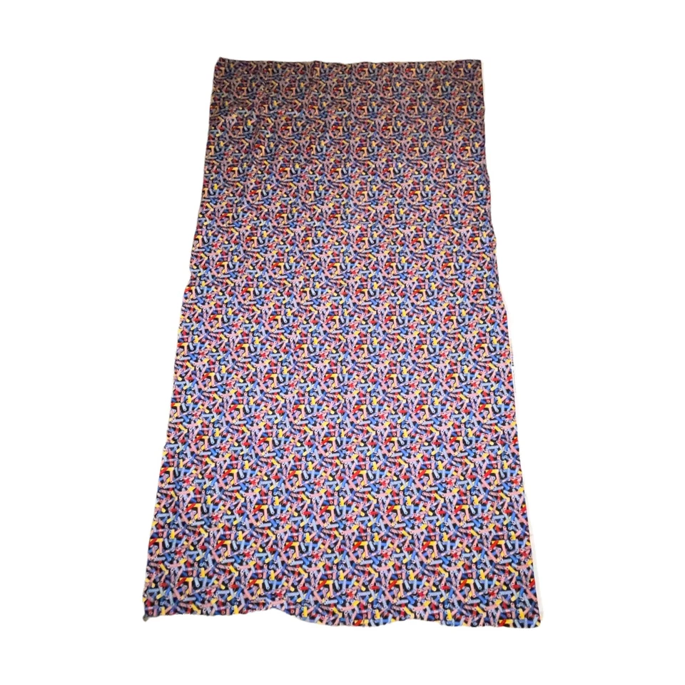 New David Textiles 2.1 Yards Patriotic Fire Cracker Fabric Material Fireworks - Image 2 of 3