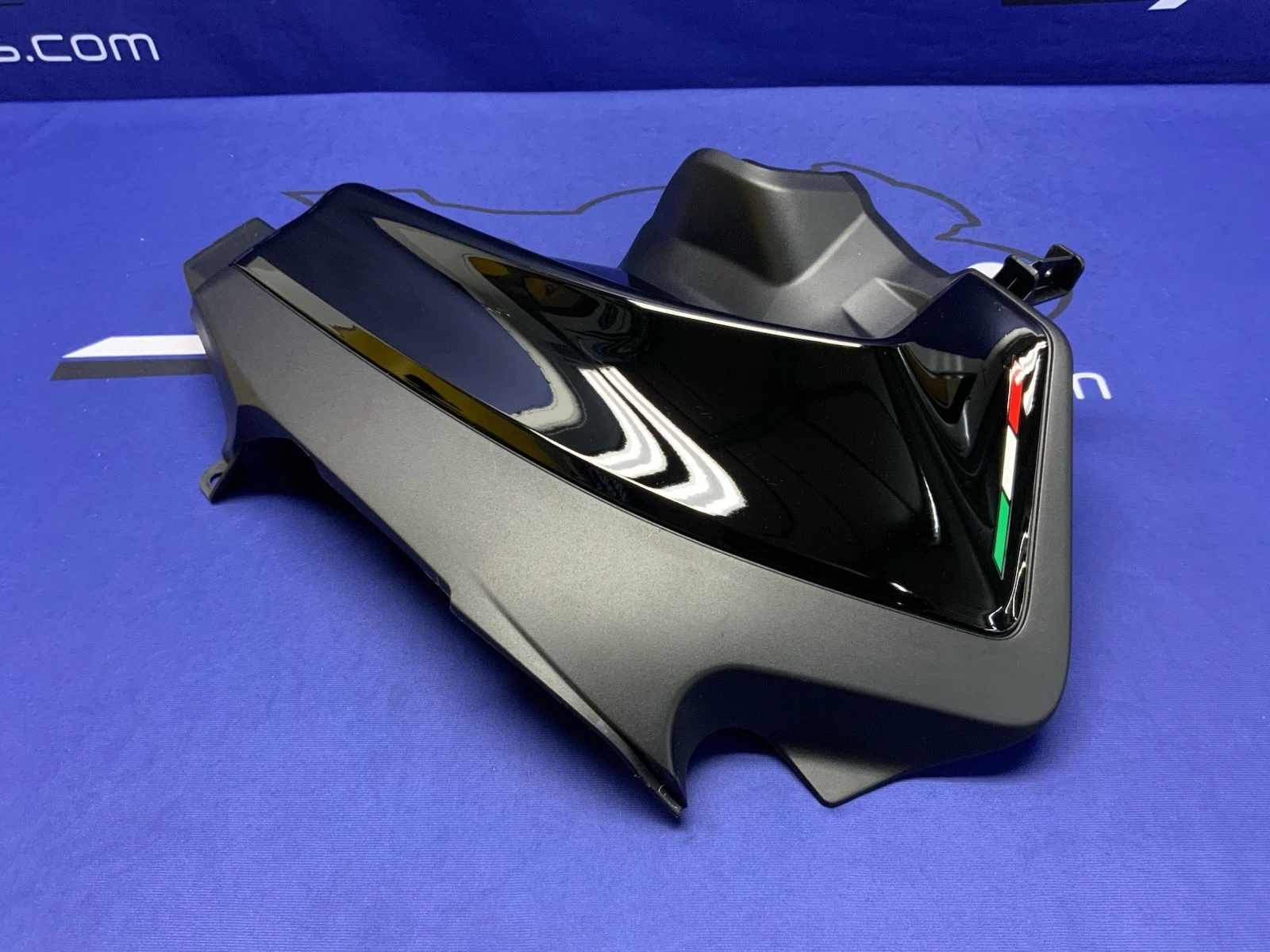 Ducati Right Tank Fairing (Thrilling Black) Panigale V2 20-25 OEM 4801B012AD-2