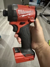 Milwaukee 295320 Impact Driver 1/4"