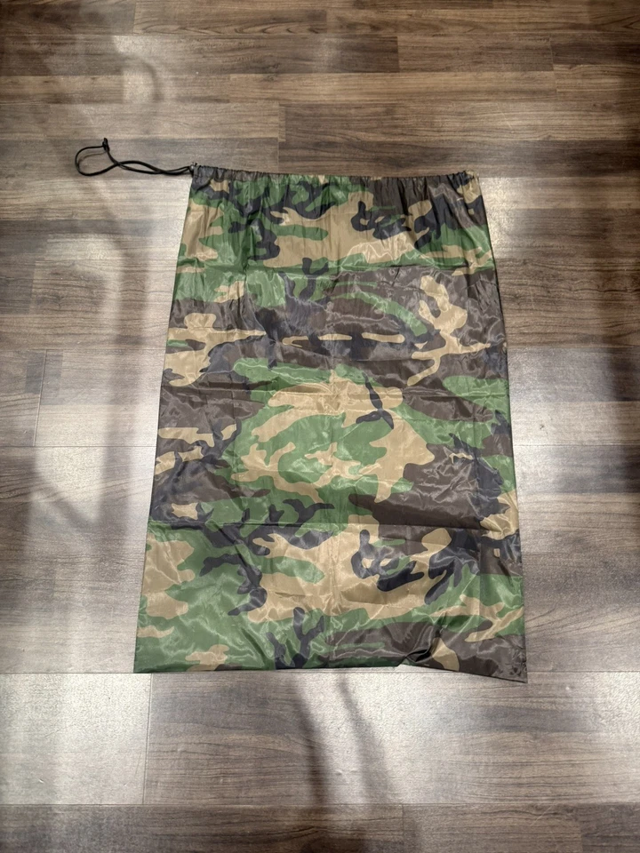 Bolso Supreme Logo Camuflaje FW25 NUEVO (SE ENVÍA RÁPIDO) Foto 3 de 4