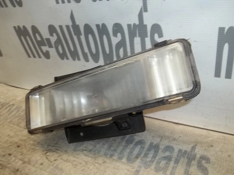 1996-2002 CADILLAC ELDORADO OEM ПРАВЫЙ ПАССАЖИРСКИЙ ПЕРЕДНИЙ ПРОТИВОТУМАННЫЙ ФОНАРЬ С КРОНШТЕЙНОМ - Изображение 3 из 4