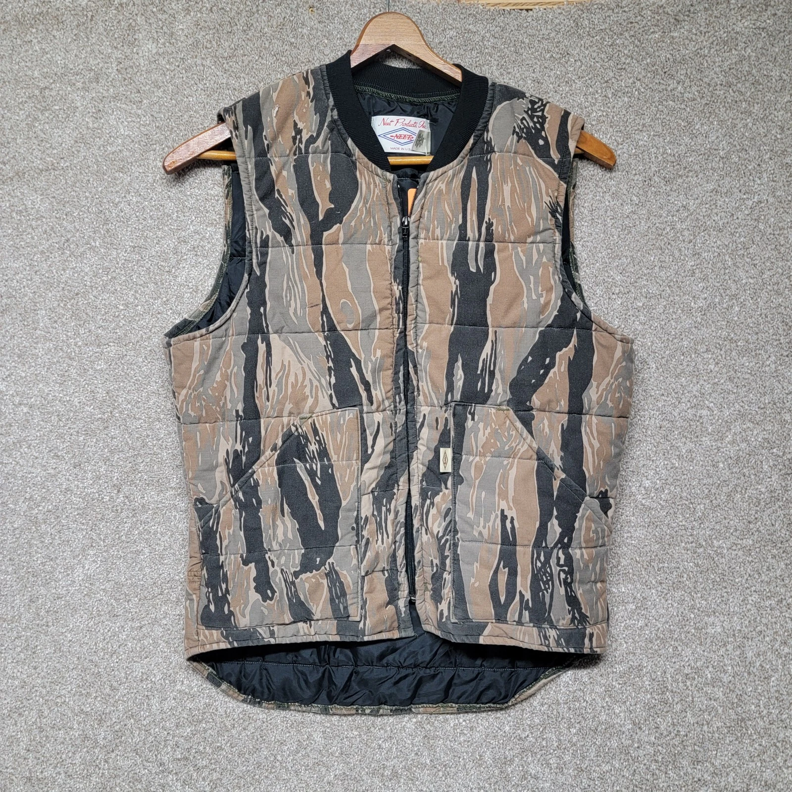 Vtg 70s Neet Insulated Camouflage Outdoors Camo Zip Hunting Vest USA Made L