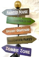 Halloween Solar Direction Signs Garden Stake Metal Glass Sunset Vista 48  Zombie