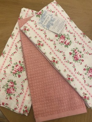 Rachel Ashwell Shabby Chic Romantic Roses Kitchen Towel Set NWT Pink