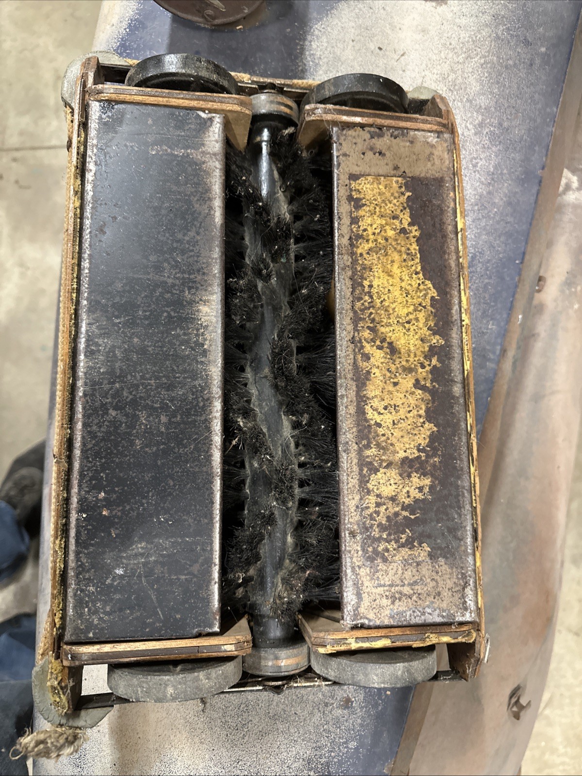 Vintage Antique Bissell's Grand Rapids Wood Carpet Sweeper Head-Works!