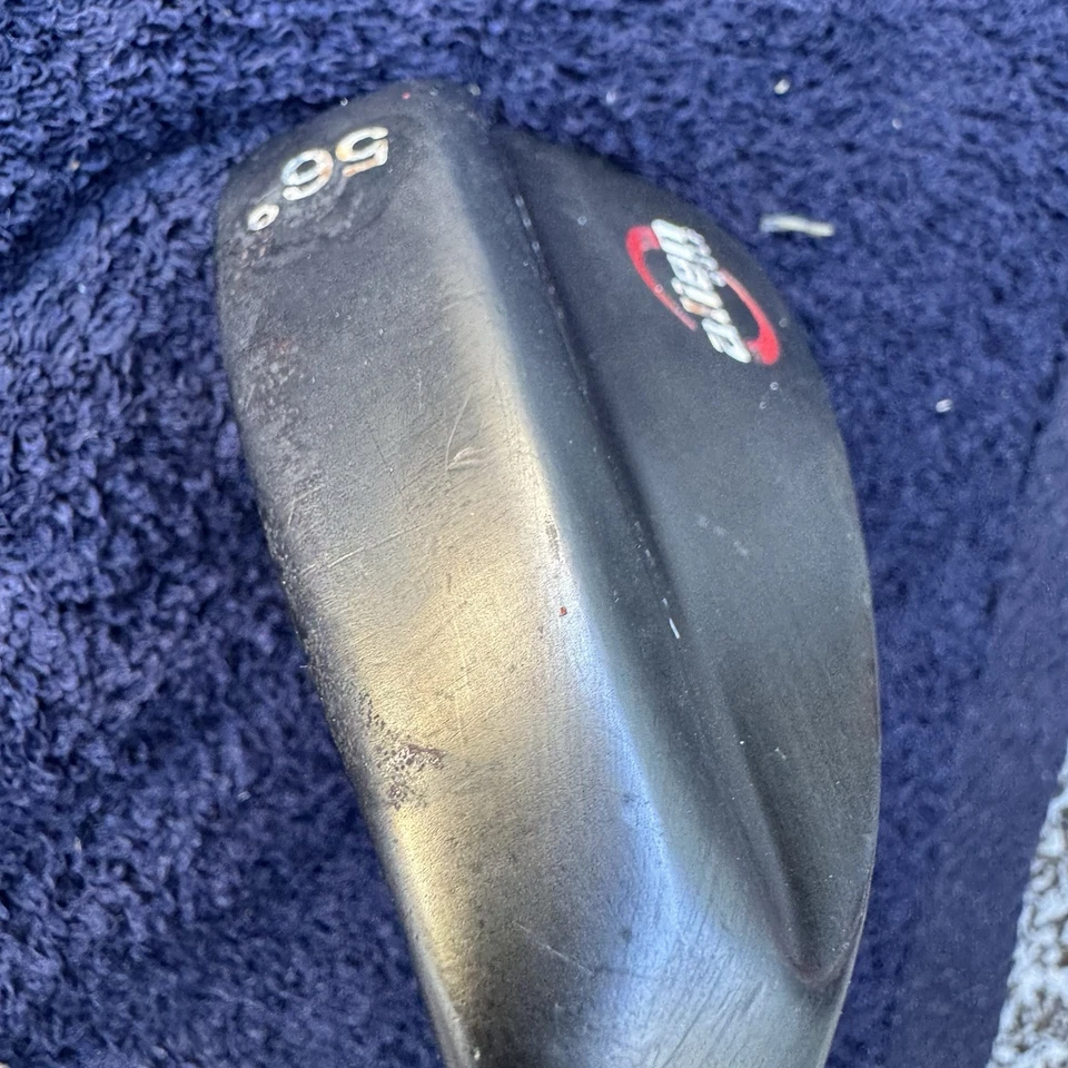 Alien Tutch Chamber 56* Sand Wedge Left Hand Gunmetal Finish 35” - Image 3 of 4