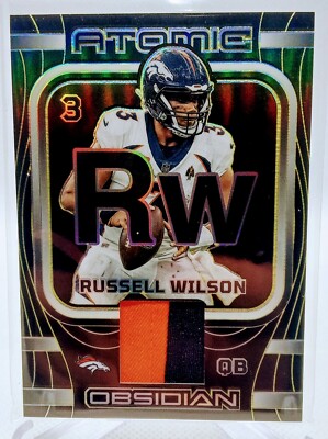 2023 Panini Obsidian Atomic Patch Russell Wilson Gold Yellow Electric Etch /10