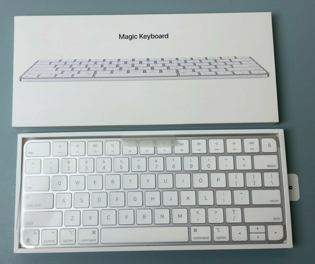 【新品未使用】☆Magic Keyboard ☆MK2C3J/A☆ Apple MK2C3LL/A Magic Keyboard with Touch ID at MacSales.com