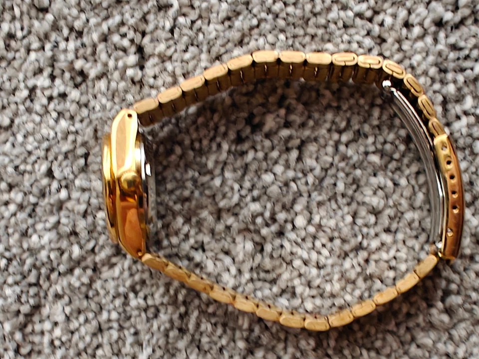 Reloj deportivo para mujer Seiko 5 - 4207 00K0 Foto 4 de 4