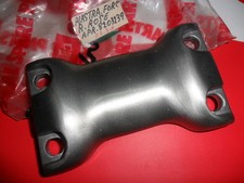 PIASTRA IRRIGIDIMENTO FORCELLA APRILIA RED ROSE 125 AP8203239