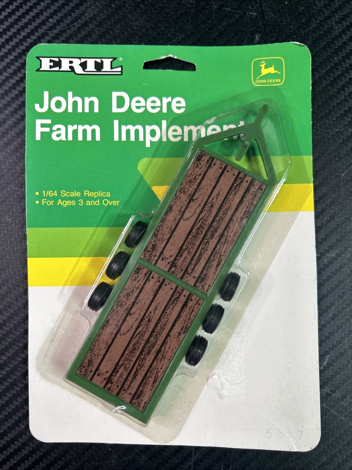 Vintage NOS 1986 Ertl John Deere 1/16 Flatbed Trailer 3 Axle