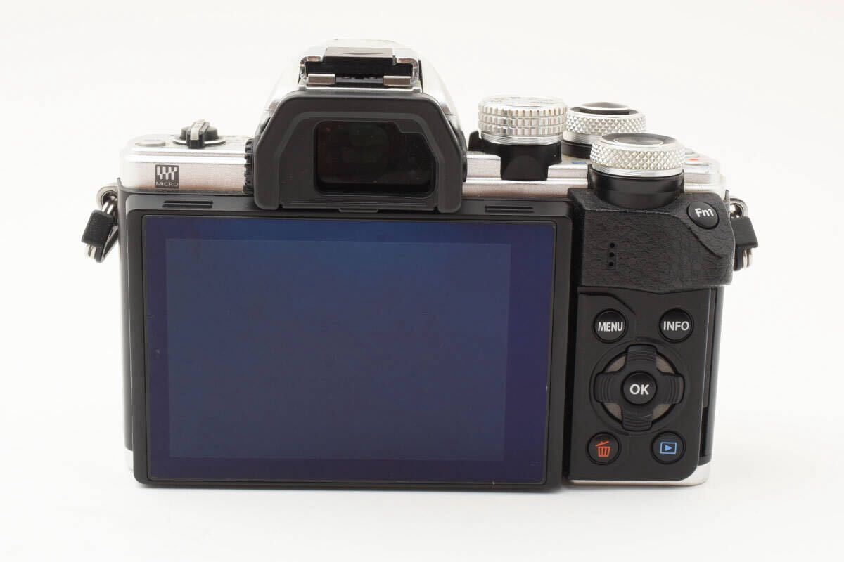 OLYMPUS OM-D E-M10 Mark II 16.1MP Digital Camera Silver Body OLYMPUS OM-D E-M10 Mark II 16.1MP Digital Camera Silver Body