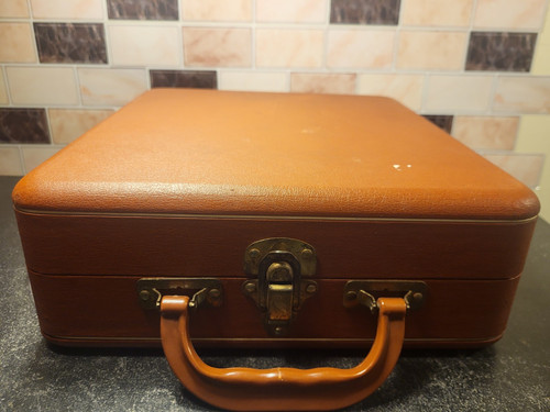 Sonic Capri 300-X Twin Speakers Suitcase Style Portable Record Player Works Rare - Picture 2 of 16