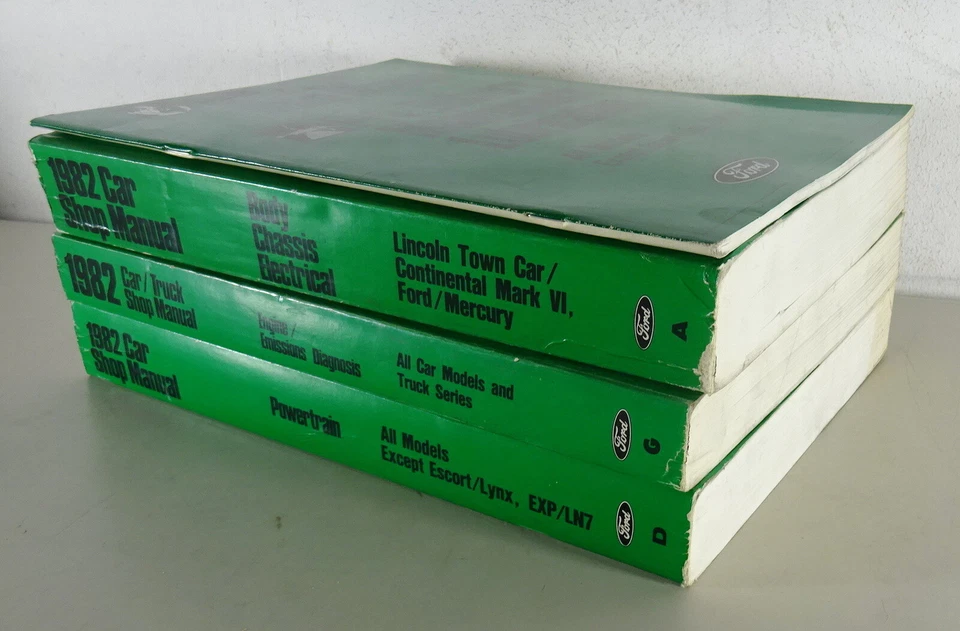 1982 Lincoln Continental Mark VI, Ford, Mercury Colony Park Workshop Manual... - Image 2 of 4